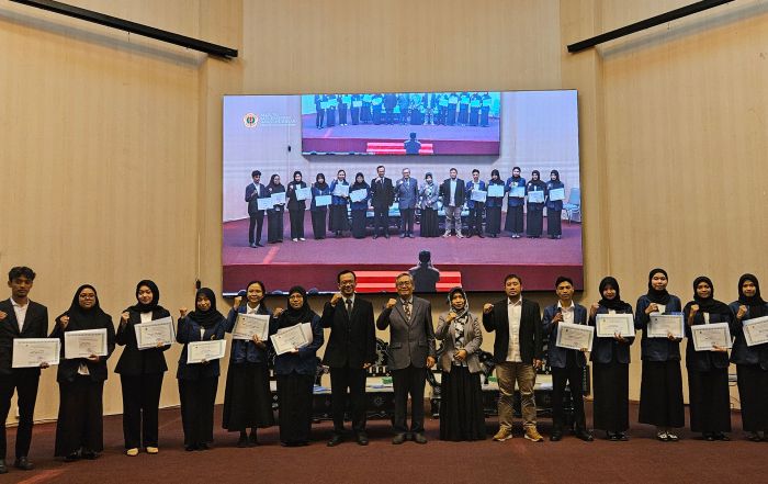 329 Mahasiswa